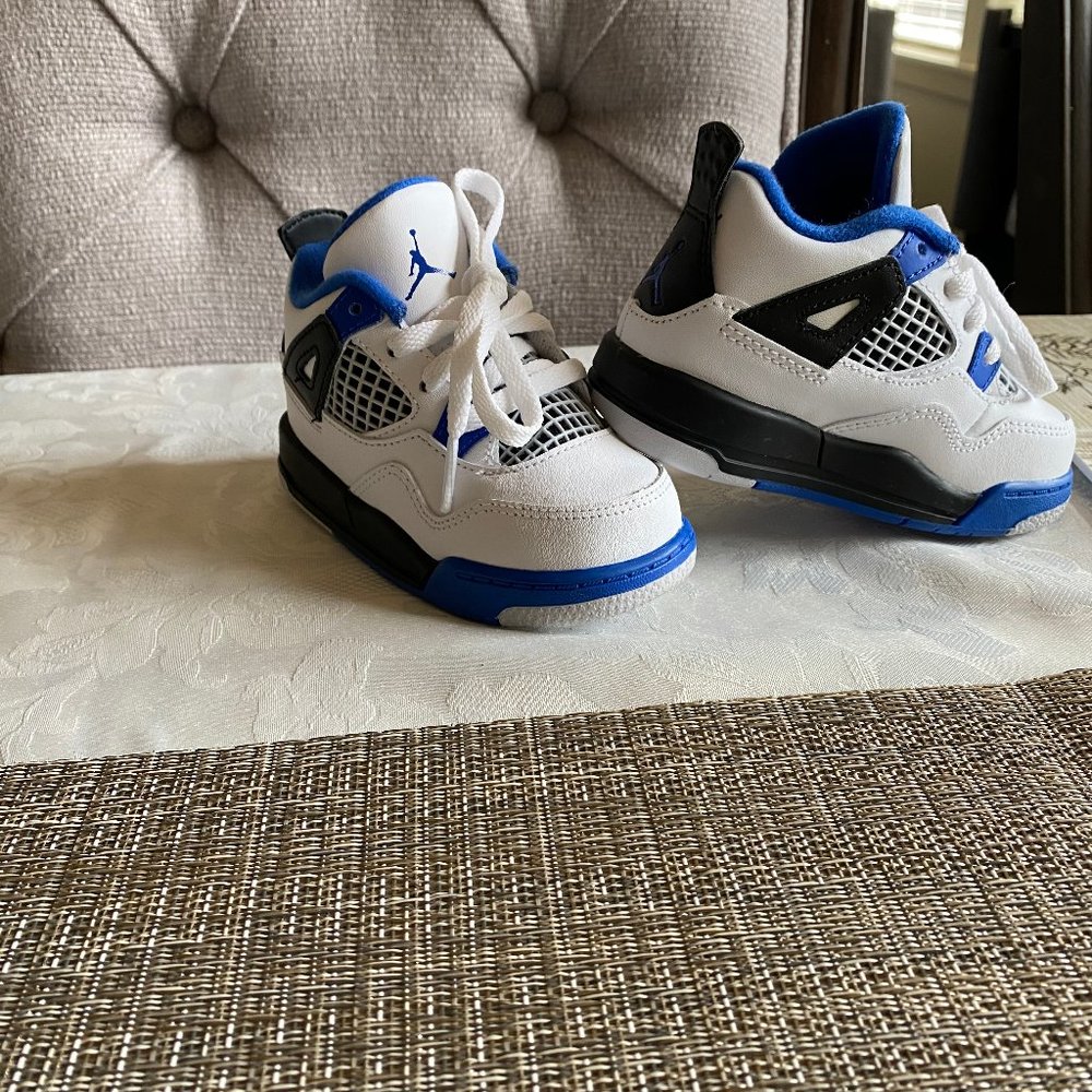 Brand new never worn Baby Air Jordan IV size 6c